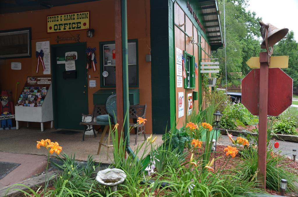 Ft. Wilderness RV Park&Campground Whittier Exterior foto